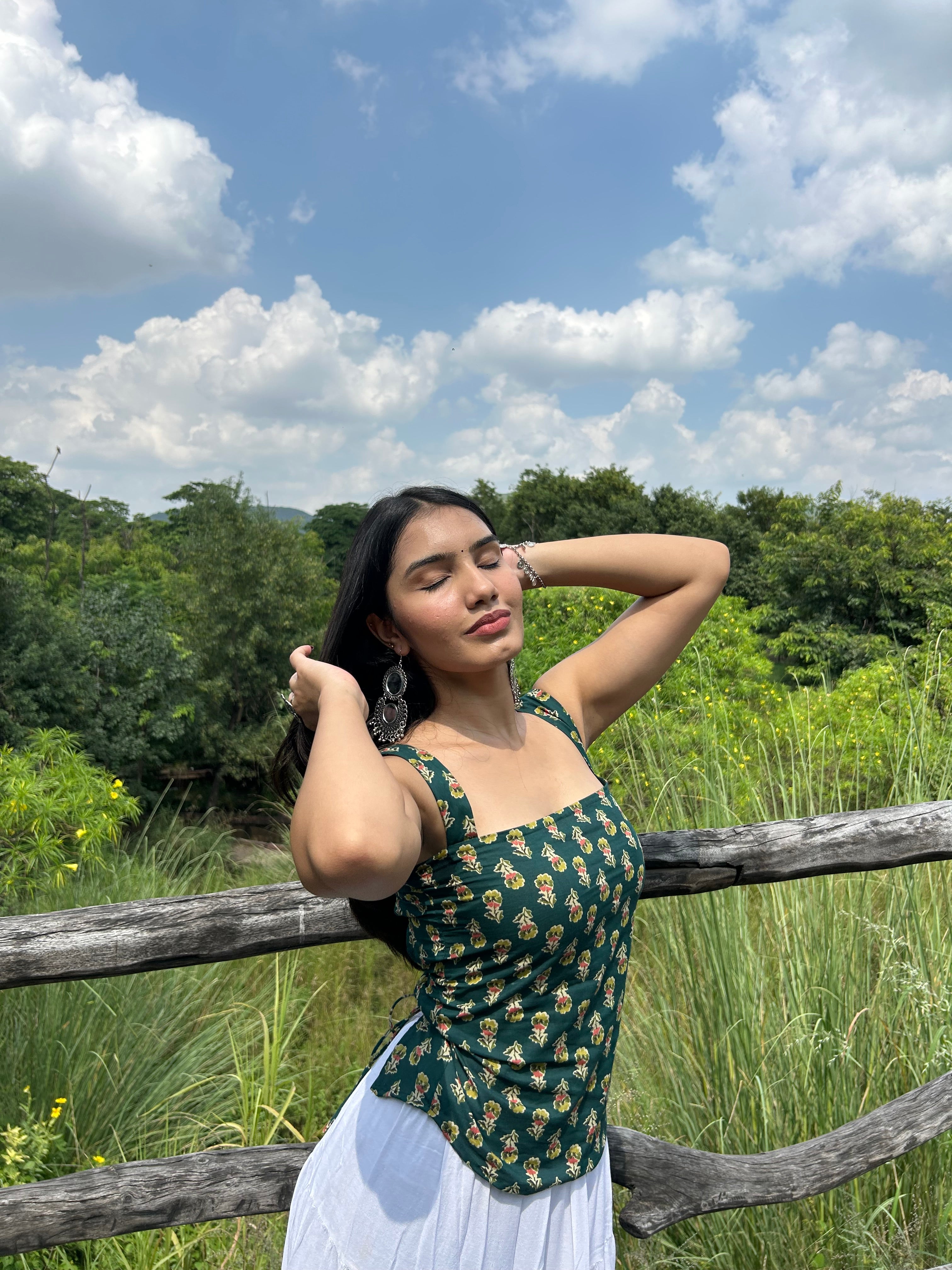 Teekhi mirchi desi aesthetic top