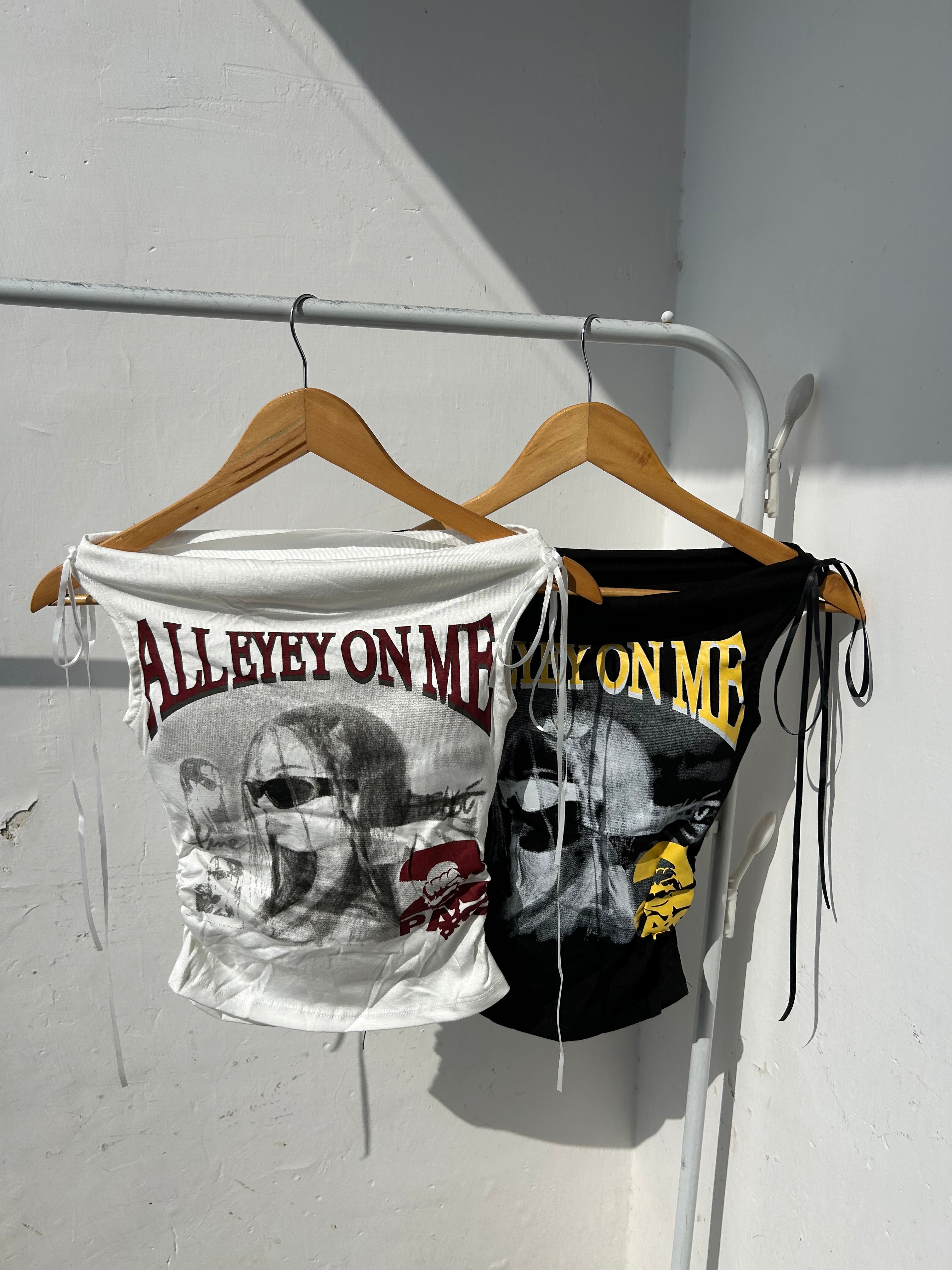 All eyes on me padded-top
