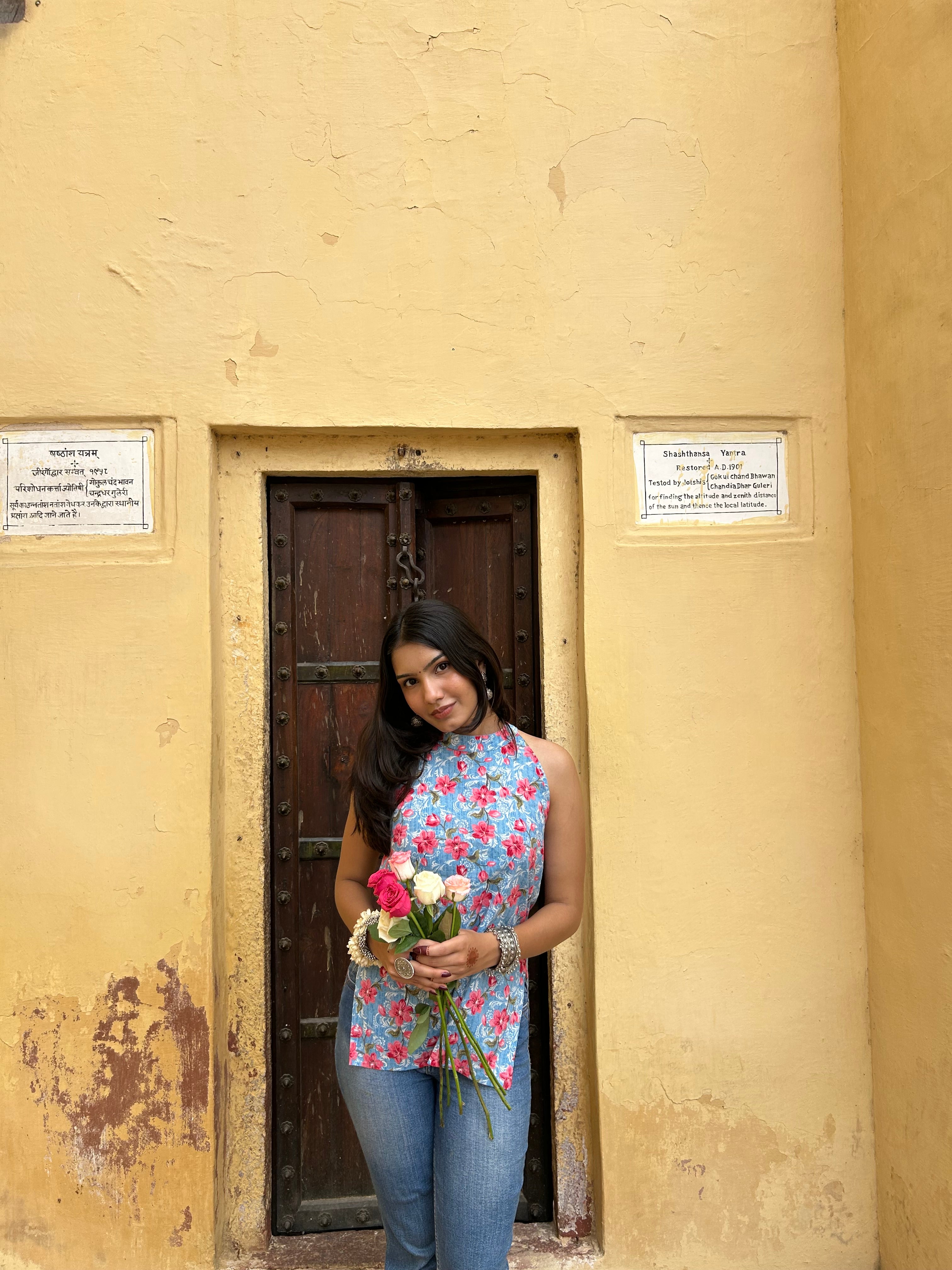 Naina desi aesthetic top