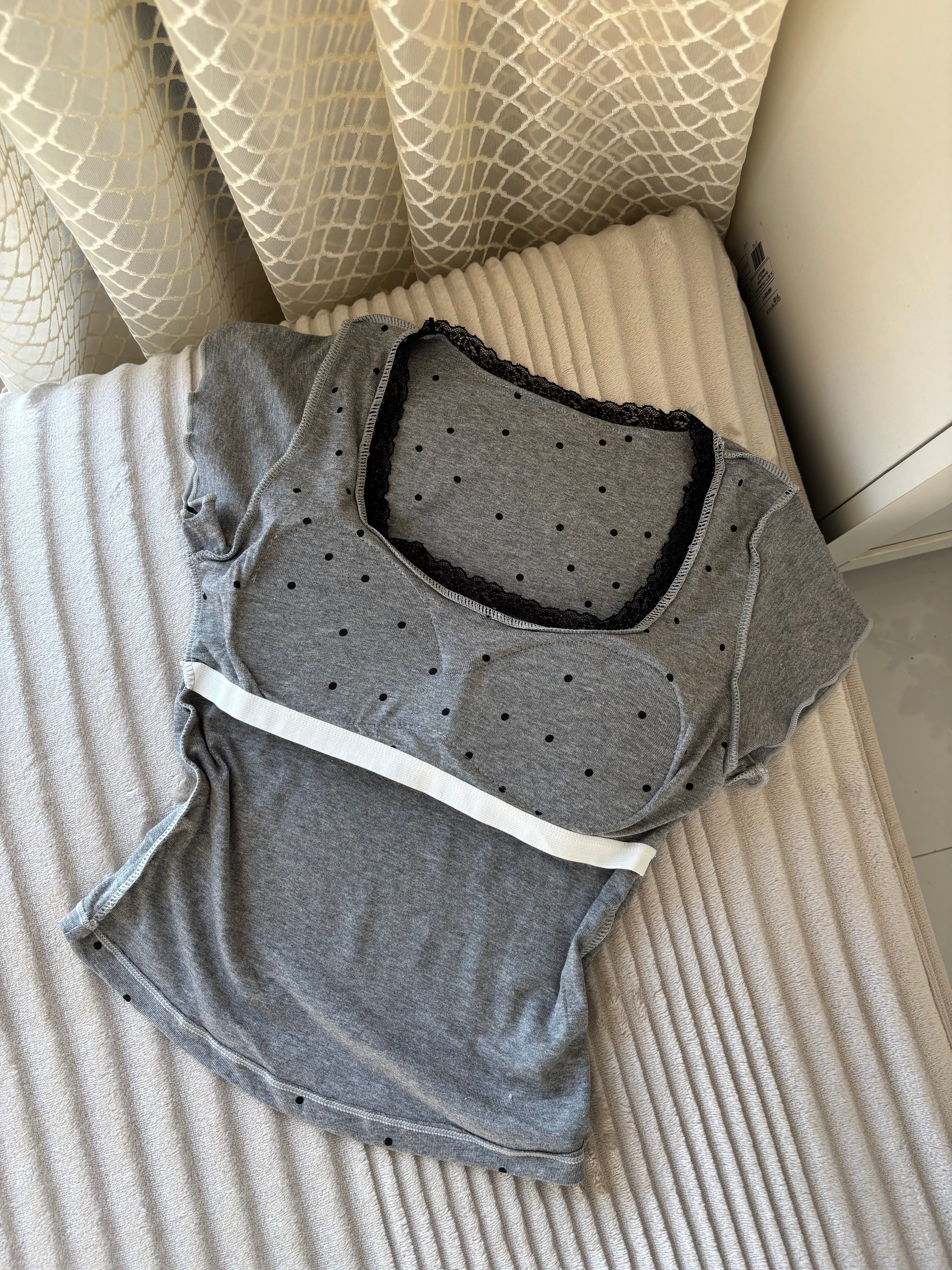 Polka dot padded top